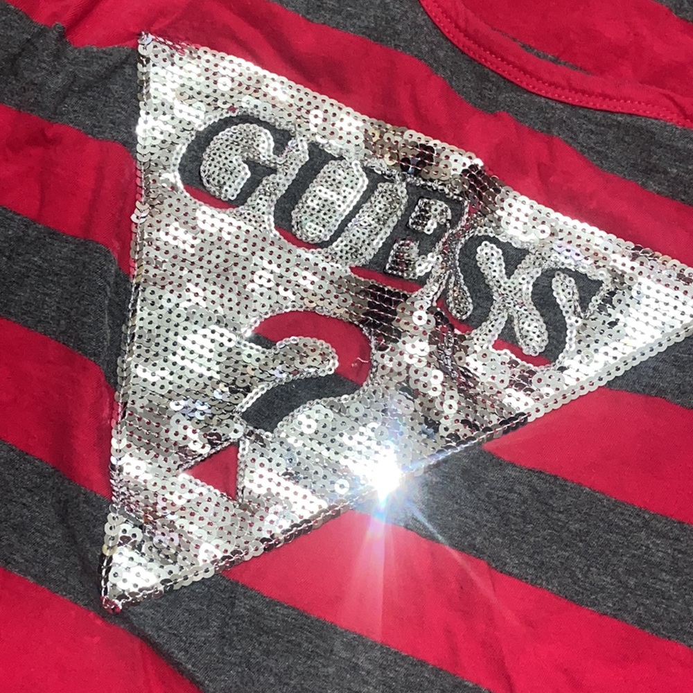Y2K VINTAGE GUESS RED GRAY STRIPED TEE TSHIRT TOP SZ MEDIUM SILVER BLING SEQUINS